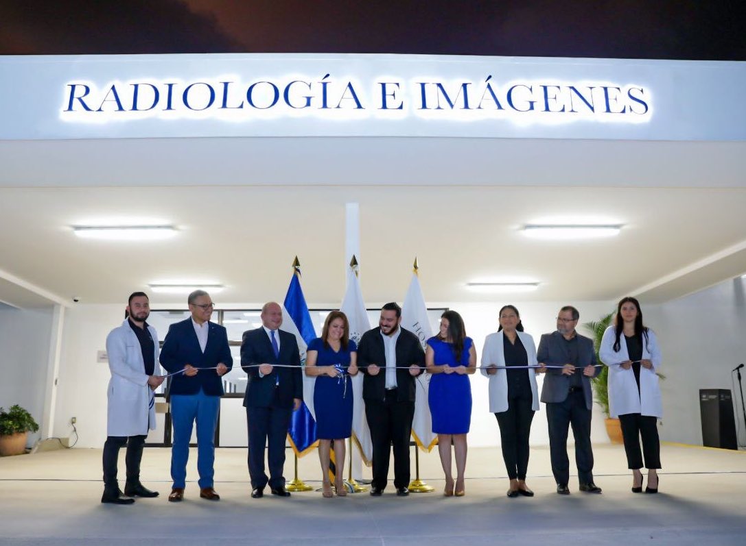 Hospital El Salvador tweet media