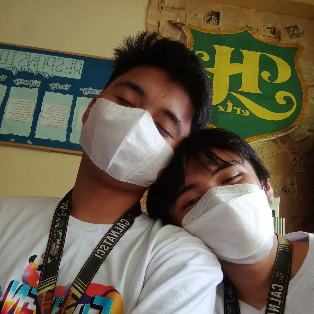 Blu_Bloom's tweet photo. Birthday Greeting part 2 XD HAHAH

Happiest Birthday din pi @djgatpandan https://t.co/7uHsQ4gbyO