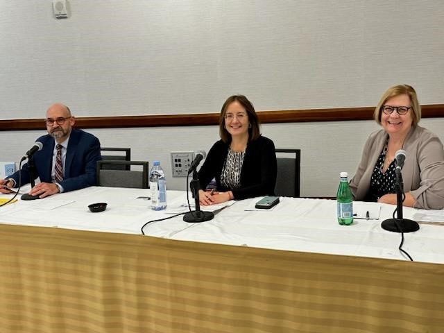 miamidadetpo's tweet photo. Miami-Dade TPO Executive Director, Aileen Bouclé, AICP, discussed moving beyond Transit Oriented Developments (TOD) to Transit Oriented Communities (TOC) at the Mpact Transit + Community Conference in Phoenix, AZ. Learn more at https://t.co/DmYpguPYLB. #MiamiDadeTPO #MpactPHX https://t.co/zWIN5YZqEd