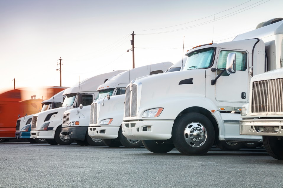 OnTimeSafeTruck's tweet photo. On Time Safe Truck, LLC can transport cargo to and from all 48 of the continental United States. Feel free to contact us with your freight and cargo transportation needs! https://t.co/Nf8LGvGIb6 #FreightTransportationCompany #GroundFreightTransportation #TruckCompany https://t.co/nnzGqjCFr7