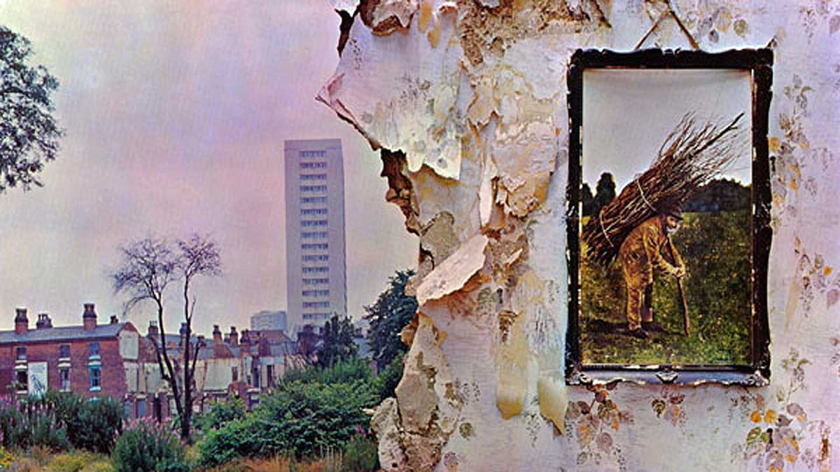 @oriettamusic Yes!Most of this mysteriously untitled #LedZeppelin album's songs were spontaneously made up right there,at #HeadleyGrange mansion,Hampshire,England.Arguably,their best album,it requires repeated listening.Favourite song?#WhenTheLeveeBreaks,for that colossal drum sound.Sublime!🤘