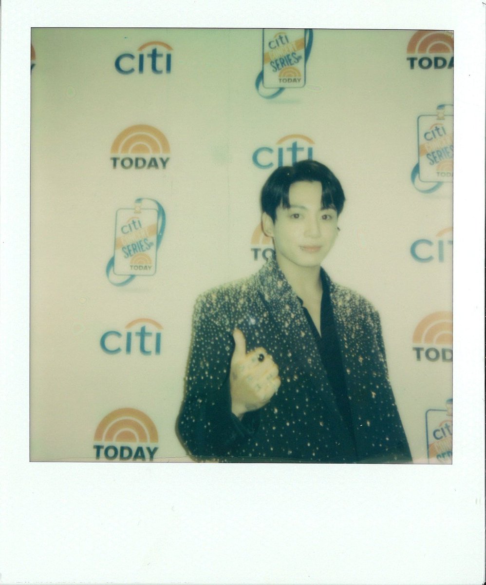 TODAYshow's tweet photo. 🧵 jung kook performances on the TODAY Plaza 👇  
 
(ft a polaroid of him as a lil treat for y'all 💜)
#JungKookOnTODAY #citiconcertseries #BTS @BTS_bighit https://t.co/wJl8kaDolE