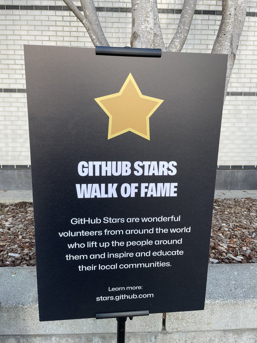 Xavidop's tweet image. ⭐️⭐️⭐️⭐️!!

@github @githubuniverse