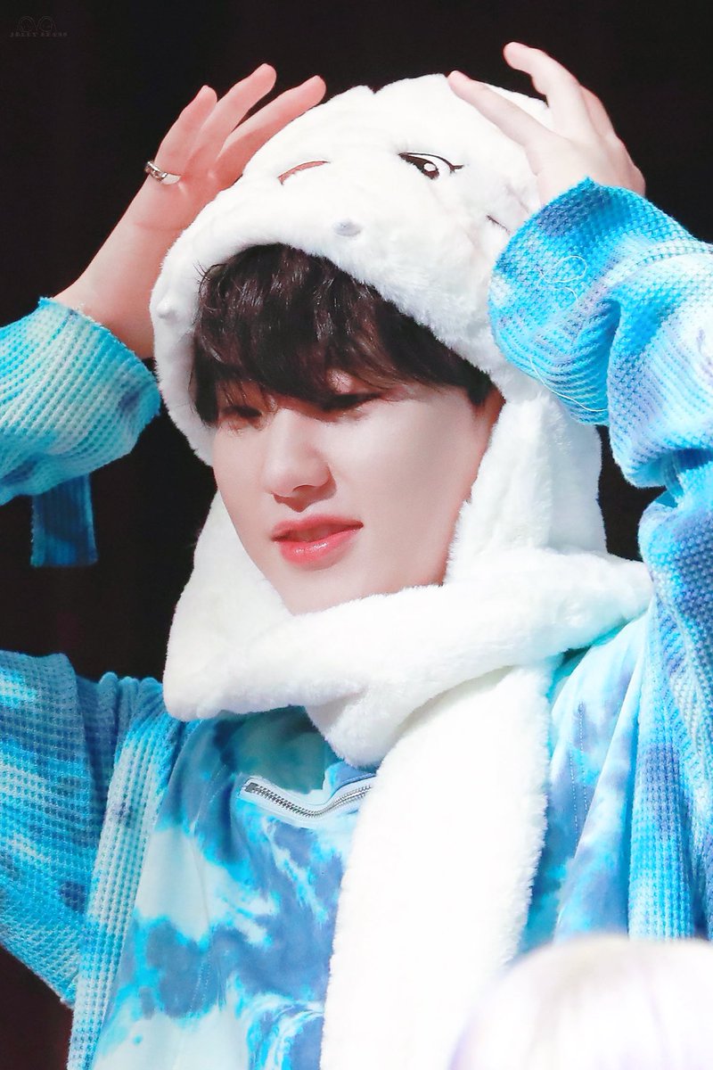 Jellybeans_hozi's tweet photo. 231105  팬싸 HQ

폭신폭신

#HOSHI #호시  #권순영 #ホシ 
#세븐틴    #SEVENTEEN https://t.co/xM6dfHuGoc
