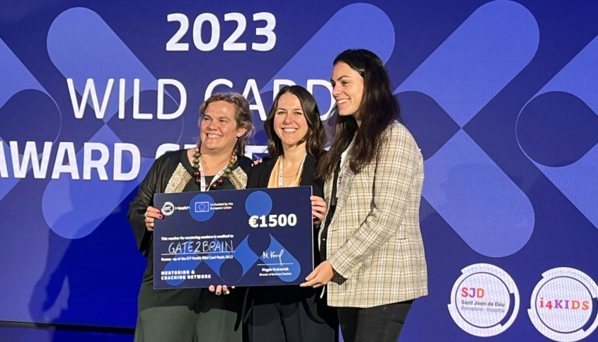 PCB_UB's tweet photo. #PCBCommunity | #Gate2Brain, recognised for its proposal in the field of #paediatricinnovation in the Wild Card programme, promoted by @EITHealth & @i4kids_Hub.Congrats @TeixidoTura!๐๐ค
@SJDbarcelona_es @EIT_Health_es #PediatricHealth
#PediatricInnovationDay2023 #WildCardWinner https://t.co/YyWrMf8TPz