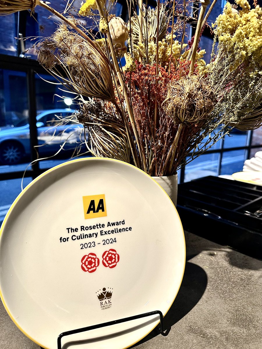 We are delighted to have been awarded 2 @AAHospitality rosettes again in this years guide.
The team have pushed really hard this year and it great to receive the recognition they deserve. 
3 next year? 
#manifestliverpool
