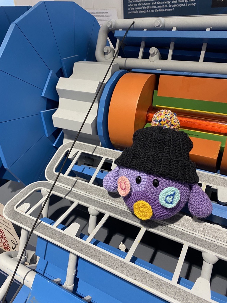 Have you spotted Pat the Particle yet? On the run as one of the #RALOutlaws, Pat's always changing - do you know what type of particle these quarks make?