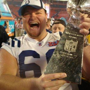 JimIrsay's tweet photo. I am heartbroken to hear of the passing of Matt Ulrich.  Matt was with us only two seasons, but left his mark on many.  Great guy, I hear he was a great dad---and he was a Super Bowl champ.  My prayers to his family. 🙏 https://t.co/Cb21IkP1XT
