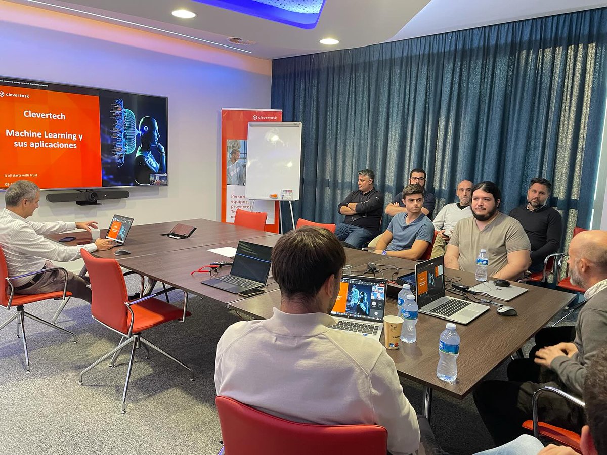 Clevertask tweet media