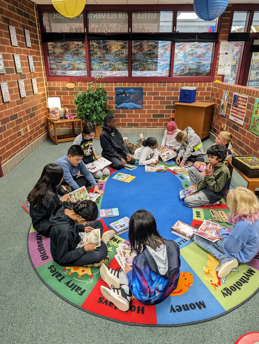 Charlotte Steele (@lresbookworm) on Twitter photo What makes a Librarian's heart happy? Answer: Capturing students sharing and reading their library books together. <a href="/MsRa_LRES/">Ms. Ra</a> <a href="/LittleRiverLCPS/">Little River ES</a> <a href="/lcps_libraries/">LCPSLibraries</a> ❤️📚 What makes a Librarian's heart happy? Answer: Capturing students sharing and reading their library books together. <a href="/MsRa_LRES/">Ms. Ra</a> <a href="/LittleRiverLCPS/">Little River ES</a> <a href="/lcps_libraries/">LCPSLibraries</a> ❤️📚