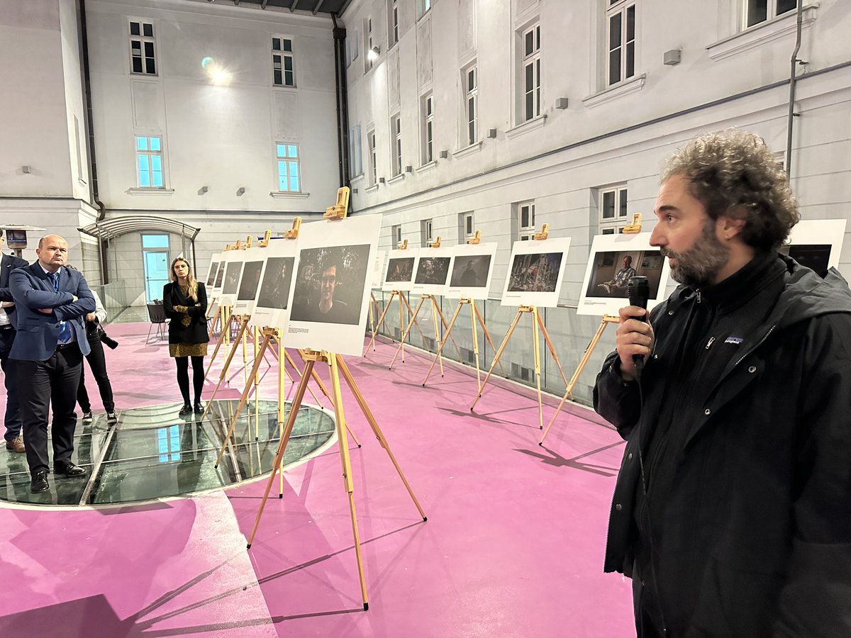 petstf's tweet image. The exhibition “I’m Fine” about human consequences of the Russian invasion of #Ukraine by photojournalist @lores_albert was just opened within #ADF2023. 

You have a chance to see it in Atrium of faculty of arts in #Bratislava until 24/11.