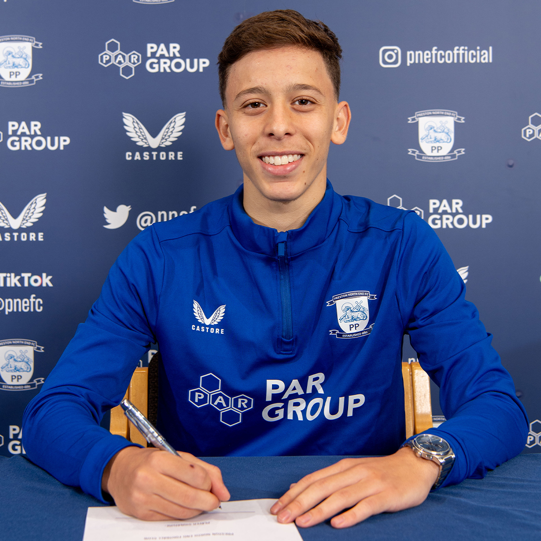 pnefc's tweet photo. 💫 Starboy stays.

✍️ We're delighted to announce Felipe Rodriguez-Gentile has signed his first professional deal with PNE! 🇦🇷

#pnefc