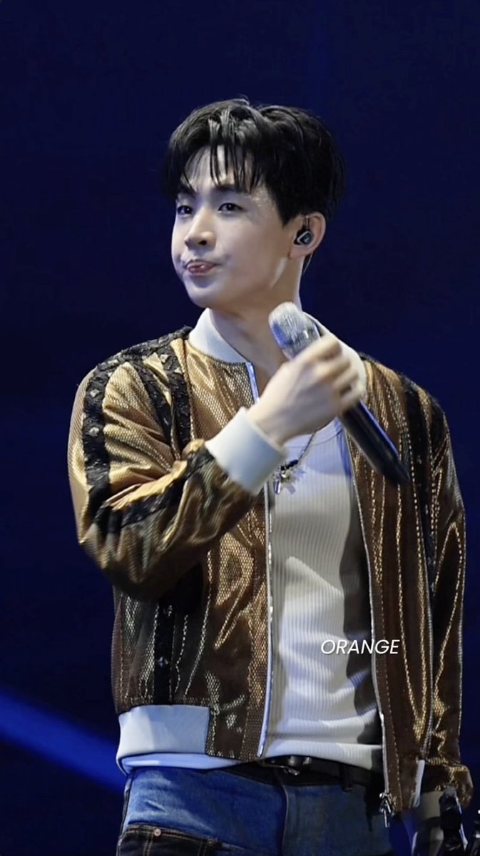 231028 #헨리 - 飞云之下｜Flying Music Carnival in Nanchang（南昌音乐节） 
>> youtu.be/RetLLJKiYDY

#HenryLau <a href="/henrylau89/">HENRY LAU</a>