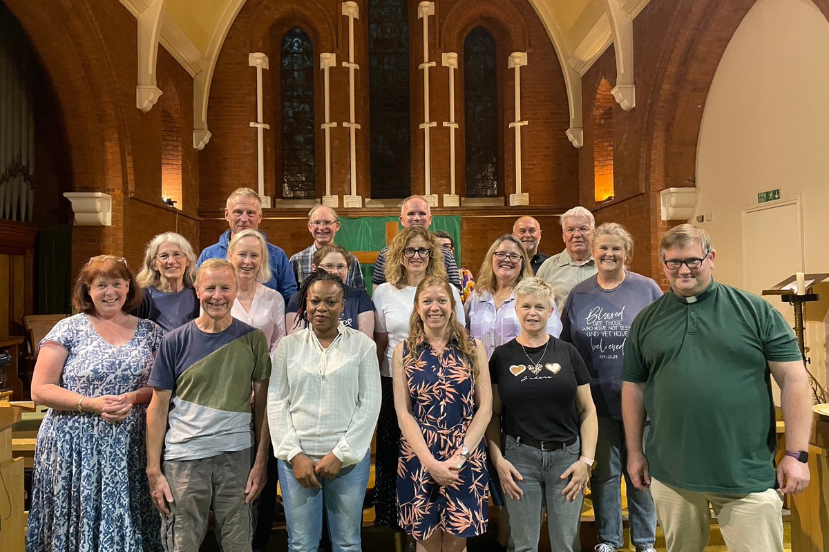 This year 14 people have taken part in training to become new worship service leaders to the diocese. Read about the training and final evening of prayer and affirmation.

cofeguildford.org.uk/worship-servic…
