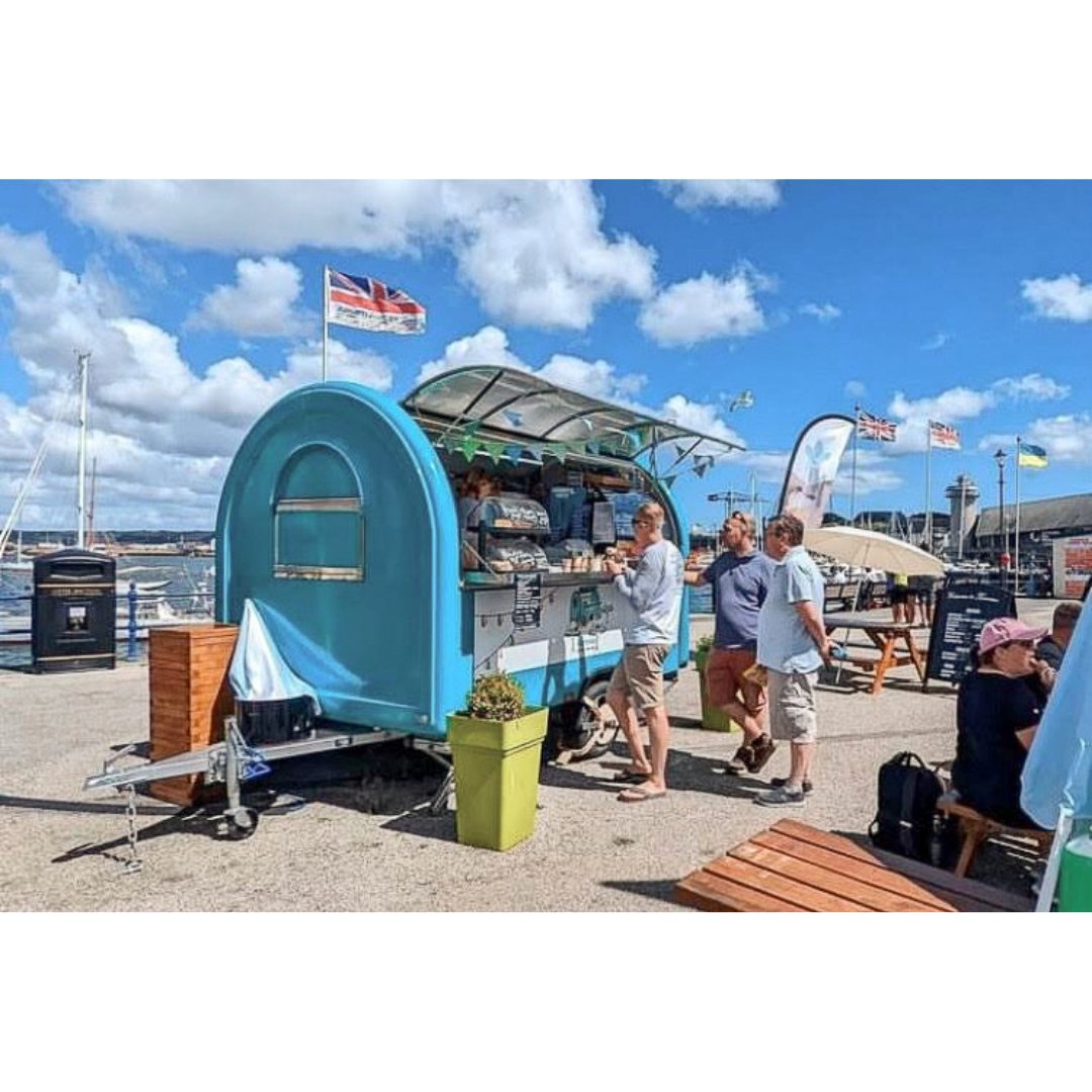 SBCProperty's tweet image. Popular café &amp;amp; bar situated on Falmouth’s busy Discovery Quay for Sale 🙌

Includes almost new, fully equipped Catering van.

For more information about this property contact us on
📞01872 277397
📧enq@sbcproperty.com