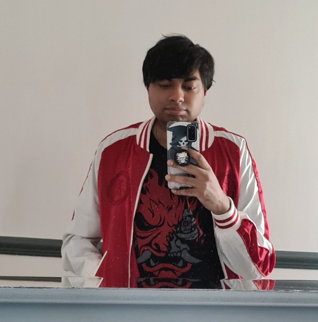 AvatarObi's tweet photo. What I looked like when GTA V came out vs now https://t.co/W8ExSClAwp