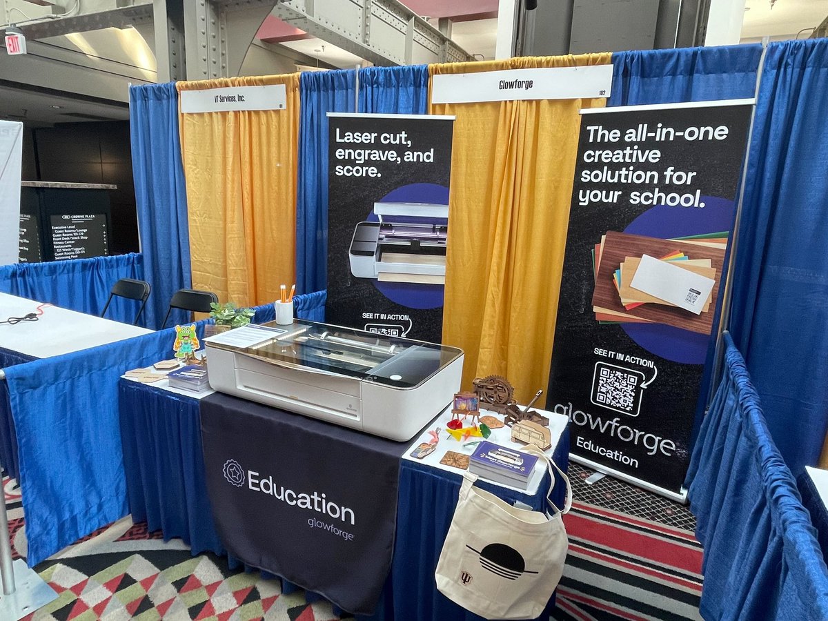 da_jones9's tweet photo. Hey Indy friends! @glowforge is at the @hecc_conference today and tomorrow if you are there! Go stop by the booth! #glowforgedu #stem #stemday https://t.co/h8Di5nrp3S