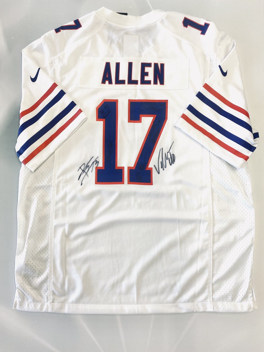 🚨 GIVEAWAY ALERT!! 🚨 Like + repost this for your chance to win a signed @BuffaloBills jersey! Make sure you're following NFLUK so we can get in touch! ✉️