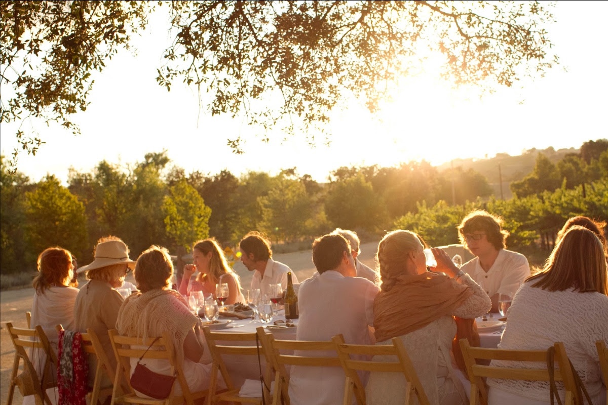 Gather in Paso Robles Wine Country 🧡⁠
⁠
While known the world over for wine, the holidays are when Paso Robles’ small-town charm takes center stage. The entire town is decked out with lights and decorations and there’s plenty of festive feasting, family activities and events.