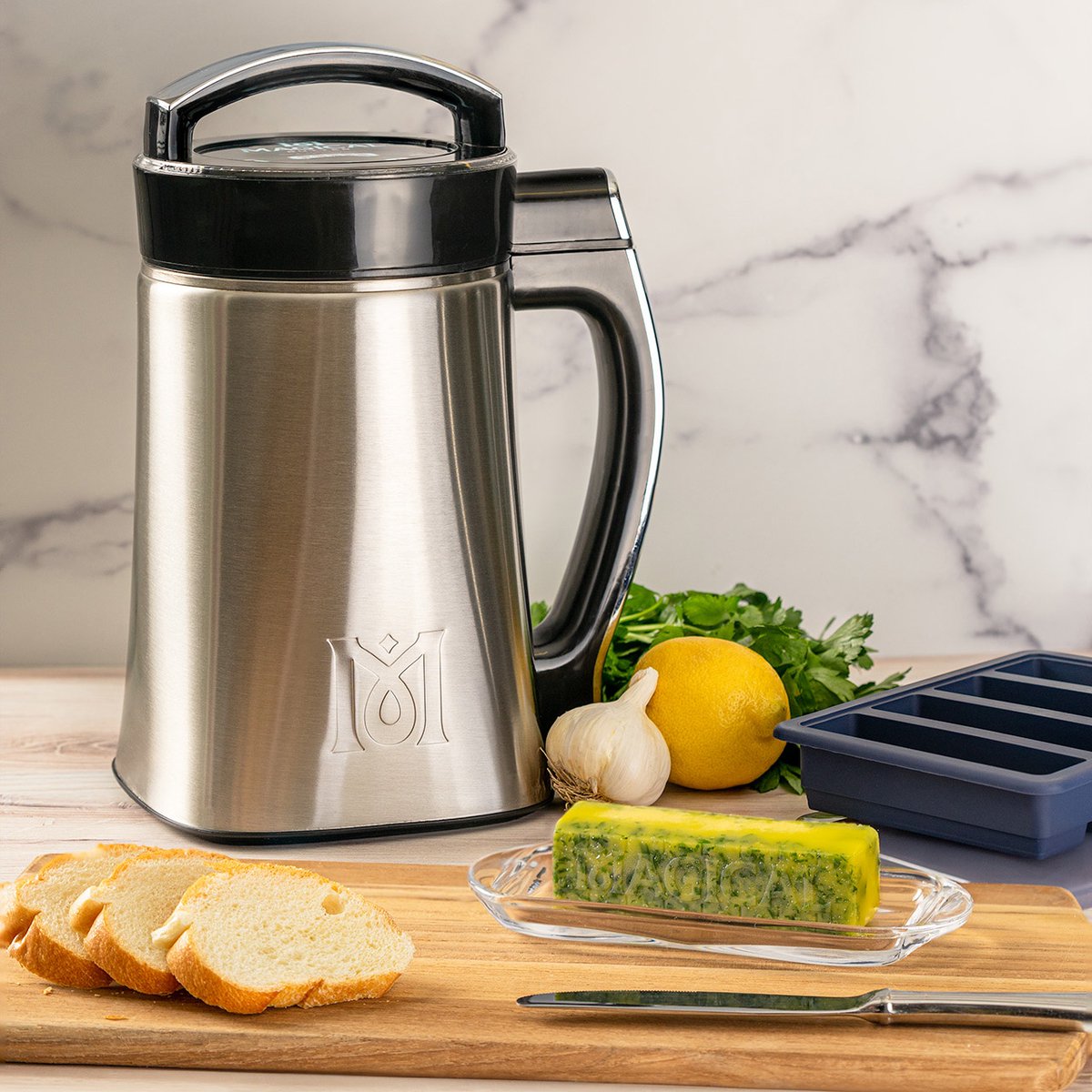 Spice up your culinary adventure on Cook Something Bold &amp; Pungent Day with our zesty Garlic Herbed Compound Butter recipe!🧈

magicalbutter.com/blogs/compound…

#homemade #fromscratch #magicalbutter #magical #makebetterbutter #madewithmagical #makeitmagical #herbal #cookingwithherbs #viral