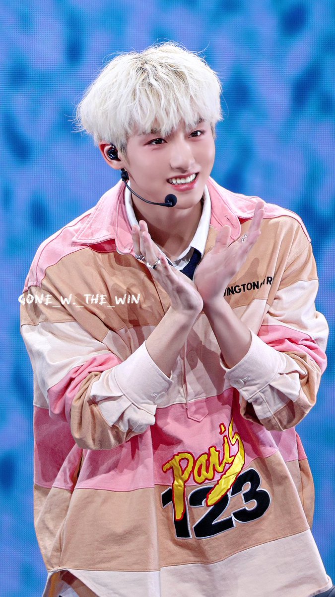 gonewthewin's tweet photo. 231108
WayV showcase in Beijing 🐣🐕
중국 쇼케이스 in Beijing

#winwin #ウィンウィン
#윈윈
 #WayV_OnMyYouth #WayV_ShowcaseTour_OnMyYouth 
#WayV https://t.co/IU2JASdF2Y