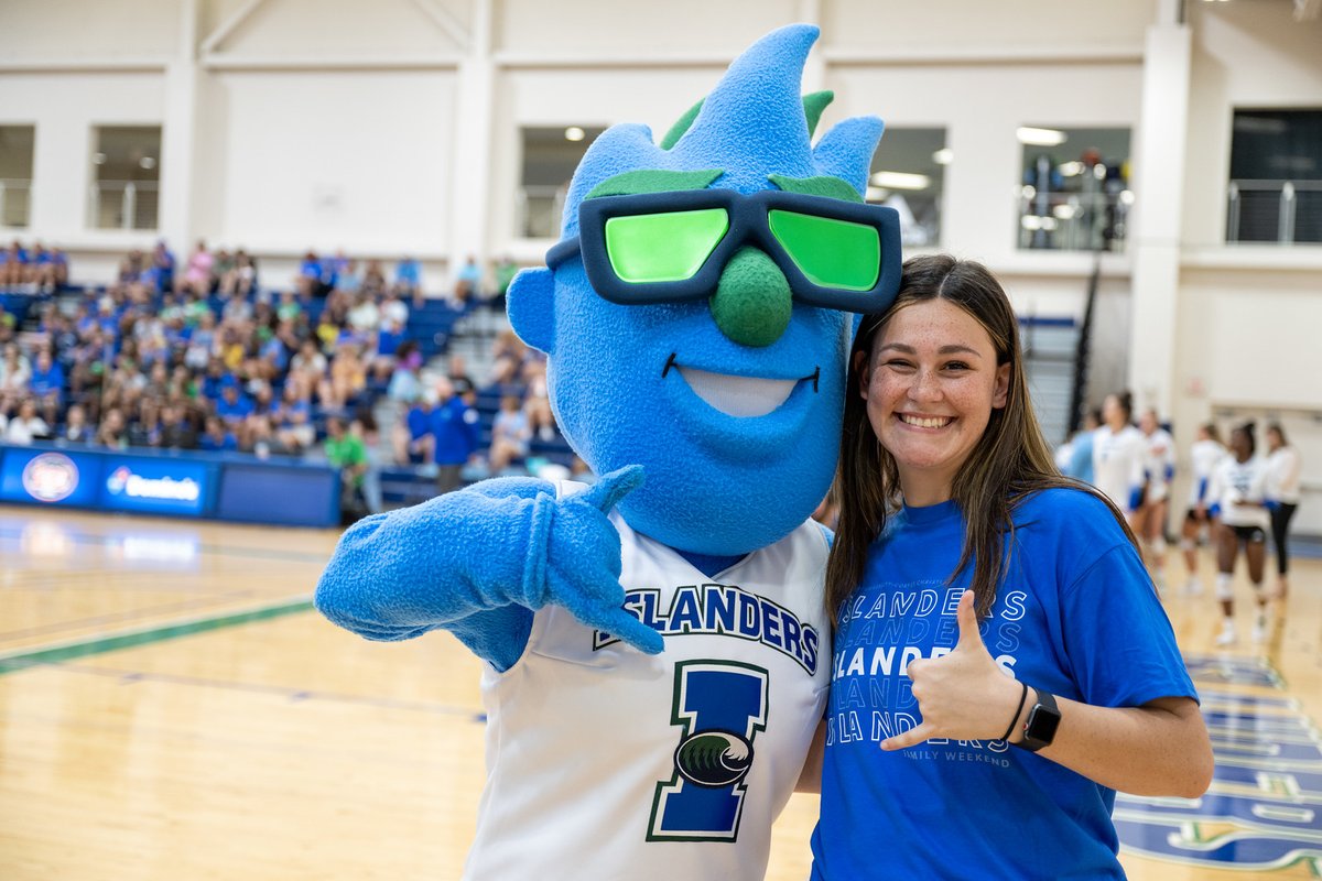 Our Shakas are UP for Island Day, which is only️ 3️⃣ days away! 

Get excited for:
🏝️ Tours and exploring the Island Campus.
📚 Learning about our academic programs.
🤙🏽 Meeting current students and Izzy!
 💬 One-on-One meetings.
➕ plus much more!