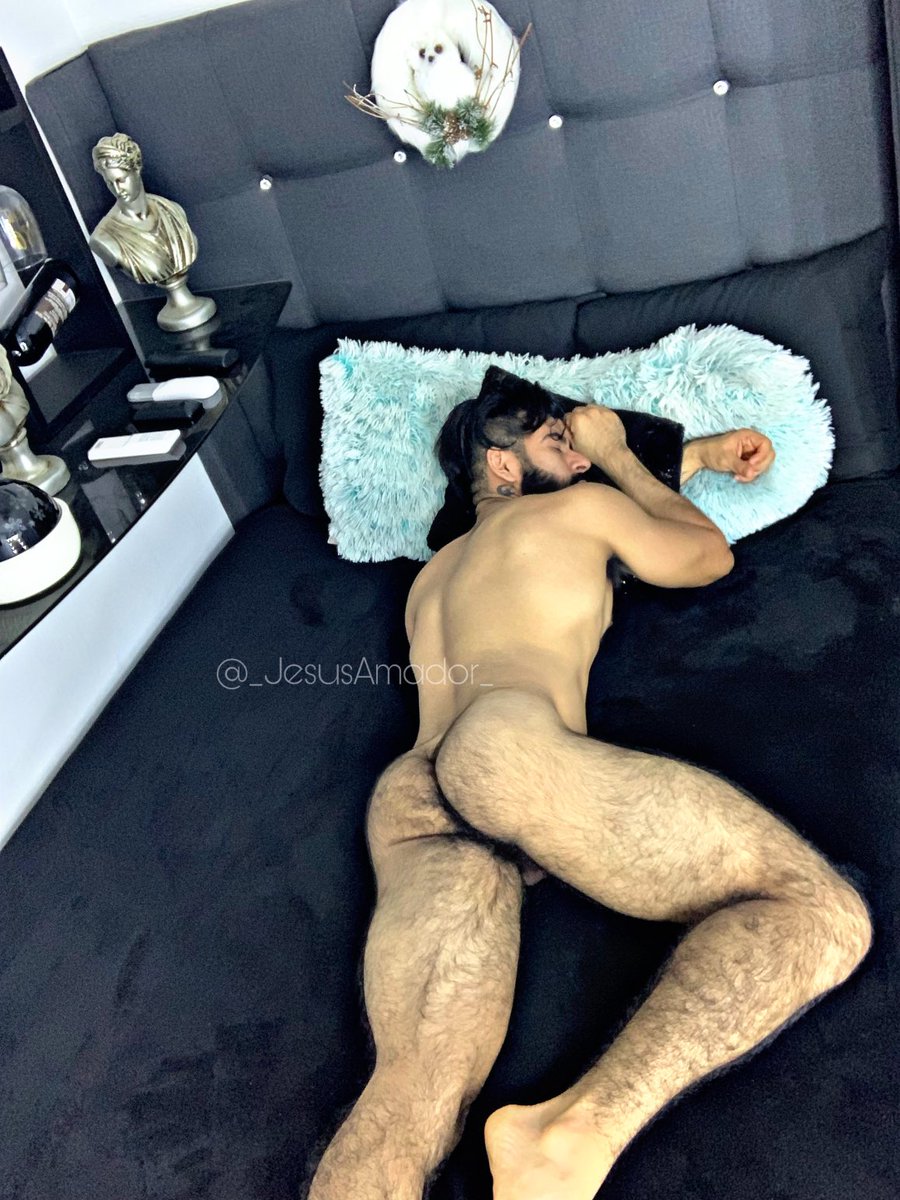 _JesusAmador_'s tweet photo. Retwitt si se te antoja despertar conmigo🧔🏻‍♂️ https://t.co/pJ3MgMf3i0