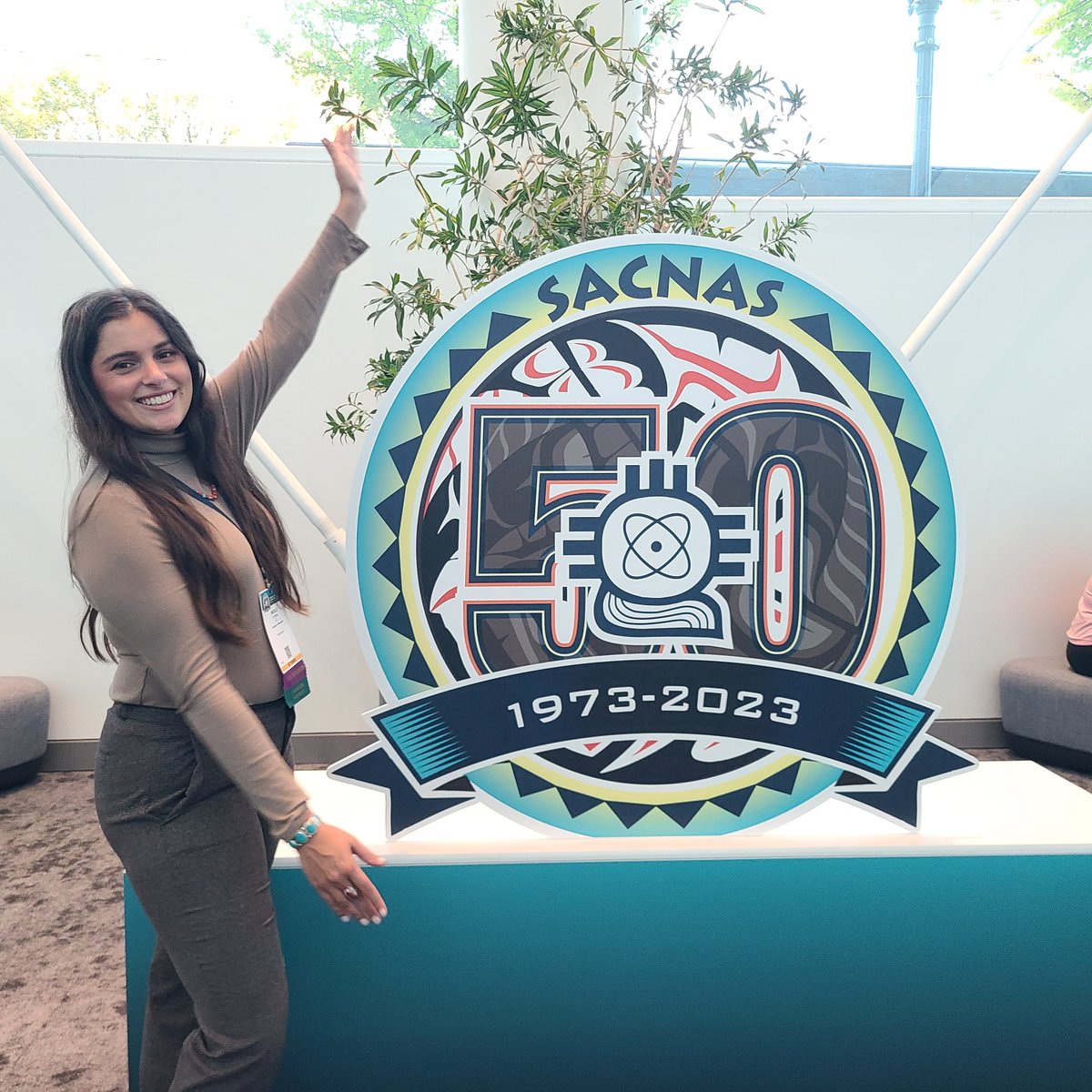 MarineBiologyUW's tweet image. 👏Celebrating diversity in STEM &amp;amp; winning student awards at @SACNAS 2023.

🏅Congrats to @UW #marinebiology graduate Olivia Anderson and @UW_SAFS grad student Nicole Doran.

Find out why the #SACNAS #NDiSTEM event is so important for diversity in #STEM👇
marinebiology.uw.edu/news-stories/2…