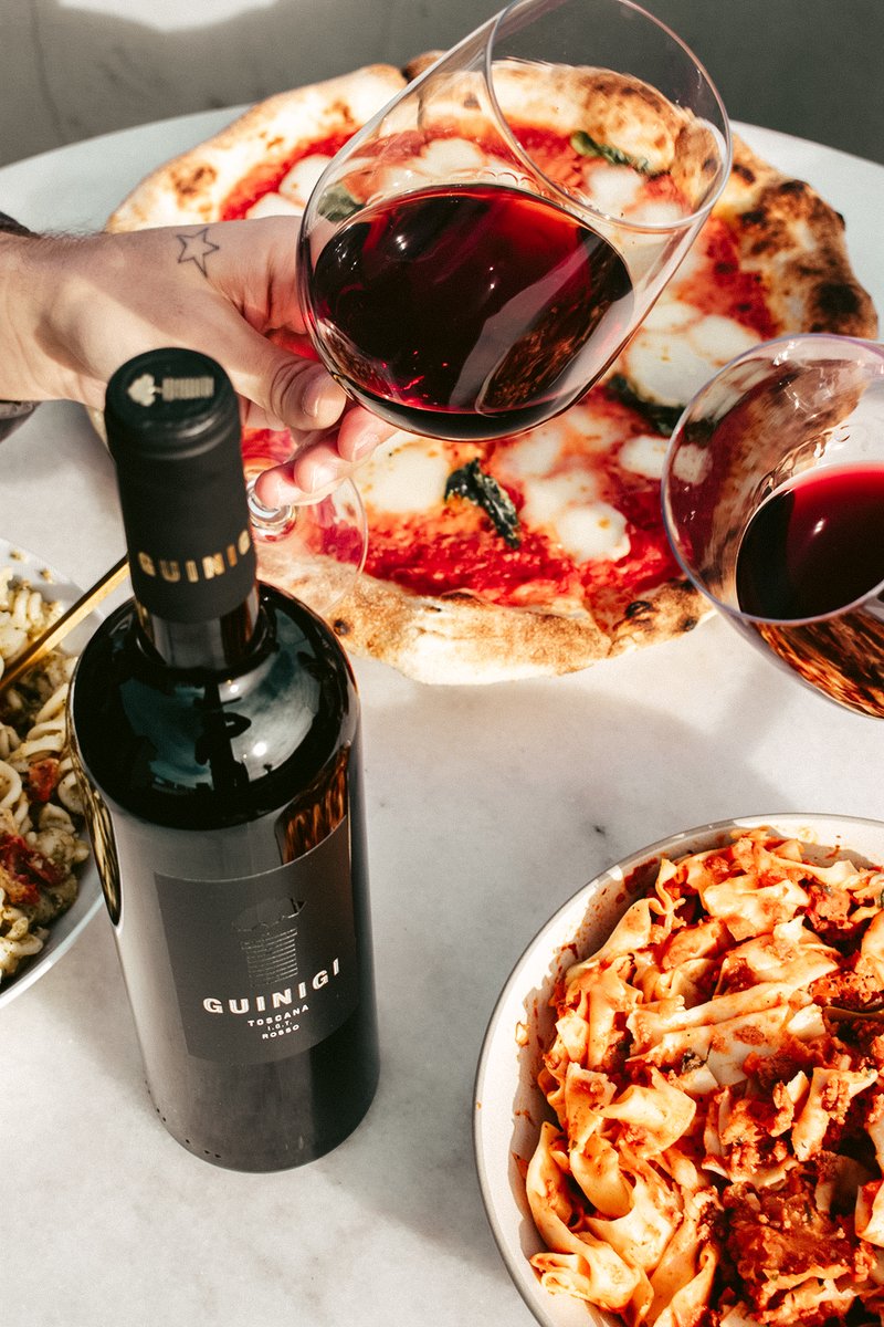 guinigiwines's tweet photo. Vibrant and round, our Toscana I.G.T. Rosso is characterized by soft tannins and a persistent finish with hints of violet.

#guinigiwines #toscana #supertuscan https://t.co/zNmf9IOkny