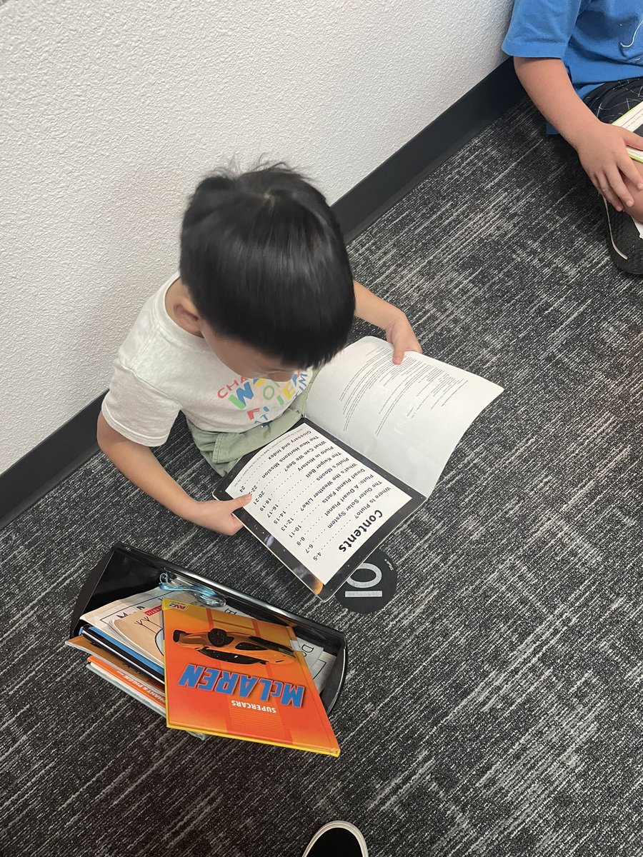 Ms. V’s class is loving their learning through picture walks in their non fiction books! <a href="/Vs_Class/">Ms. V</a> <a href="/allenelem/">Allen Elementary</a> #OurAllenLegacy