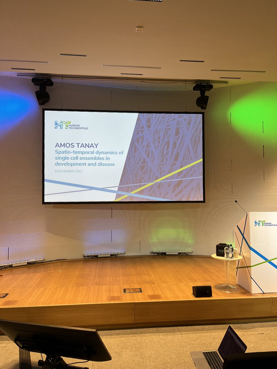 MartaSallese's tweet image. Truly honoured to have had the opportunity to host today Prof. Amos Tanay from @WeizmannScience here at @humantechnopole for our PhD seminar @semm_it series. Amazing talk and lots of scientific insights.