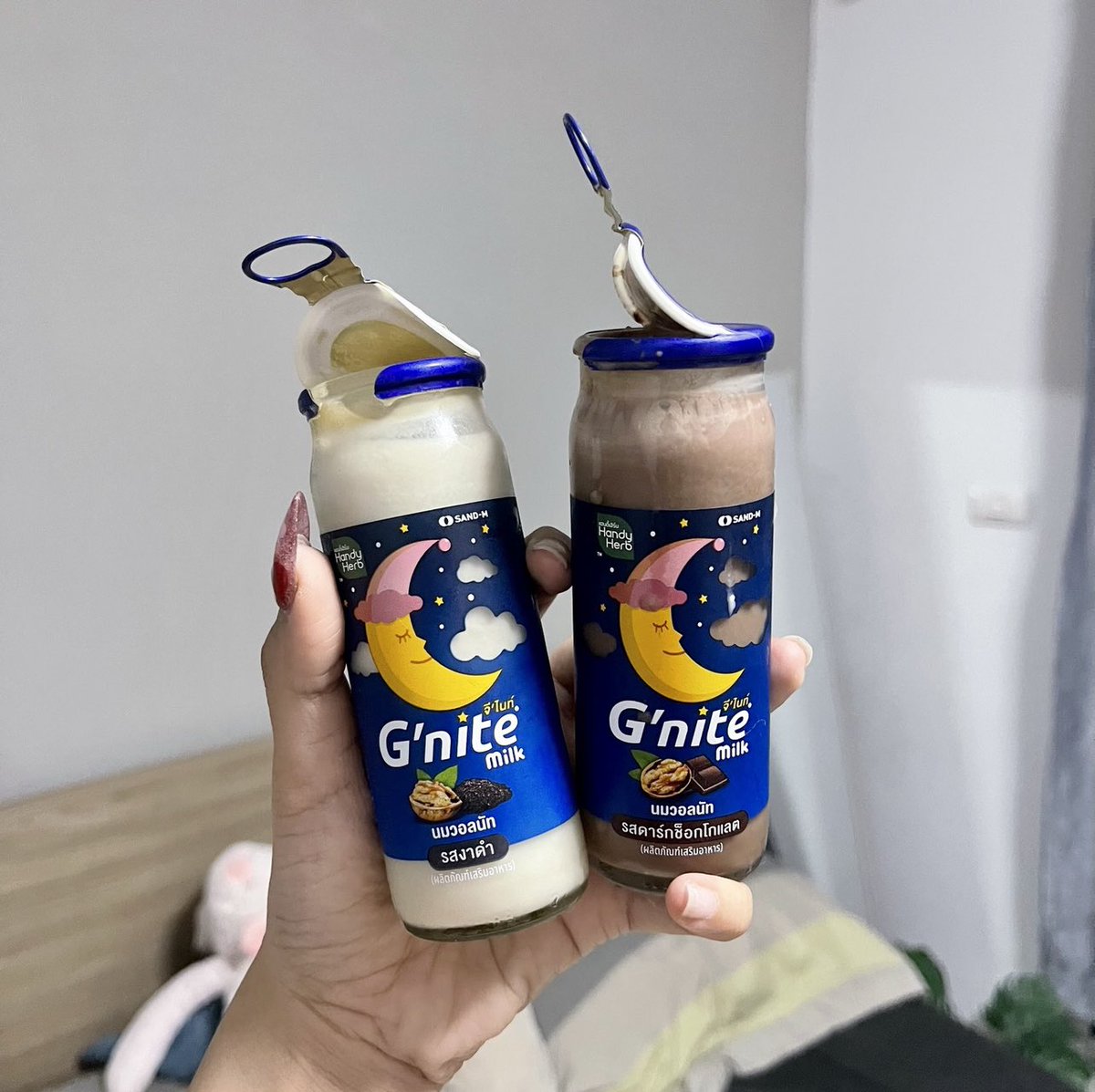 Q_PIAF's tweet photo. ส่วนตัวเค้าเป็นคนที่หลับไม่สนิท นอนไม่ค่อยหลับจนเค้าได้ลอง G’nite milk ดื่มก่อนนอนคือหลับสนิทไม่สะดุ้งตื่นกลางคืนเลยตอนนี้มีโปรด้วยนะ 2ขวด58฿ เเละยังได้ แสตมป์9฿ ใครนอนไม่หลับแนะนำนะ https://t.co/opE211YUuu