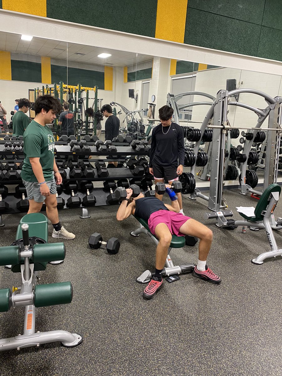 First winter conditioning session was a success, keep working hard!  Go Eagles!!