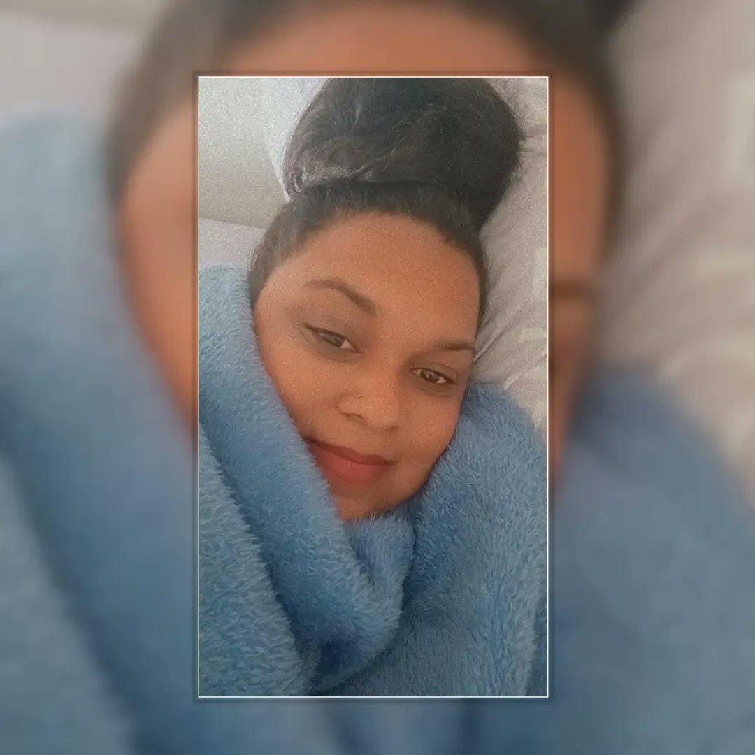 Lisaleesolomon1's tweet photo. What a week of news🙆‍♀️🥵. 

Today was my 9th day working straight through since last week.
So the rest I'm going to get these next few days is well deserved if you ask me. I'll probably be lights out in the next 20 mins🤭🙌

See you all on the flip side👋

#Alarmoff https://t.co/YwQnvz8F1Y