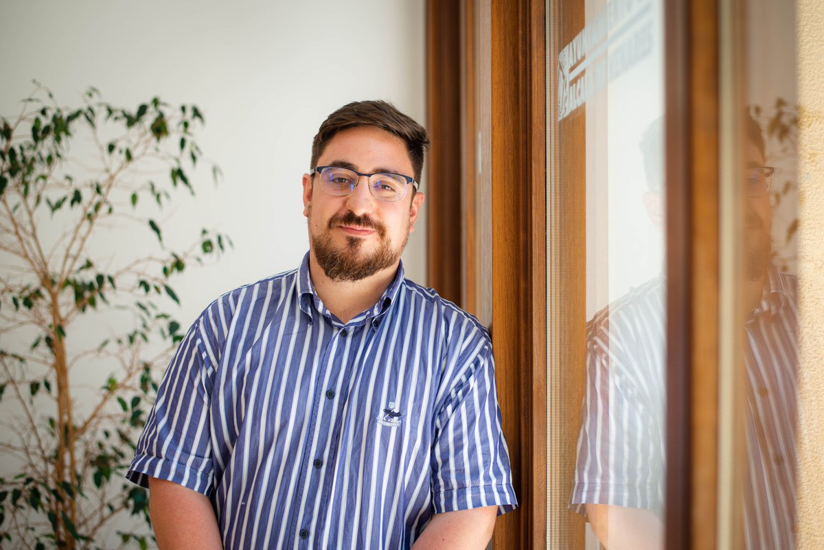 ENTREVISTA 📷

Hablamos con el director de BRUNO (MIÉRCOLES DE CENIZA), <a href="/SSantiago32/">Sergio Santiago</a>, sobre esta propuesta que llega al Corral en el #díadelafilosofía 🤔. 

"No tengo miedo de subir la filosofía al escenario"

📷 Ania Mañez
✍️ Marina Marcís

👉 corraldealcala.com/sergio-santiag…