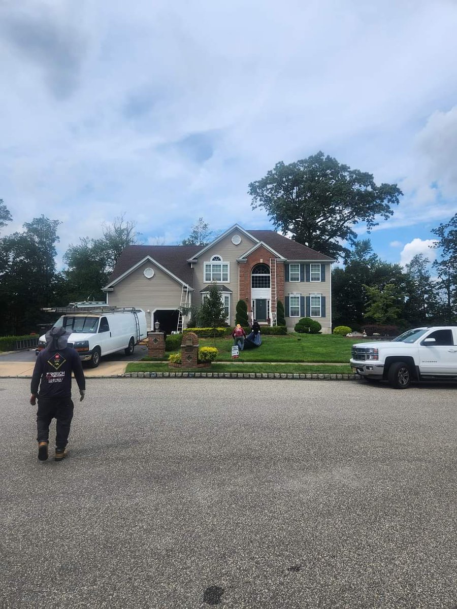 reischroofing's tweet photo. #haag #certified #haagcertified #standingseam #haagcertifiedinspector #roof #siding #hardie #vinyl #roofingcontractor #shingles #master #iko #masterelite #realestate #metalroof #solar #beautiful #metal #propertyvalue #roofing #roofinglife #gaf #roofer #reisch #reischroofing https://t.co/K9JPJaLqAp
