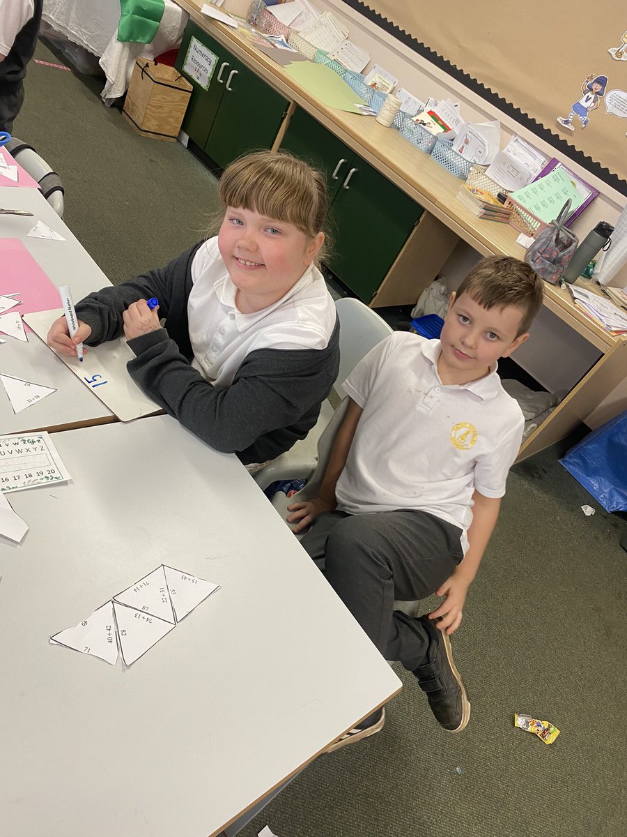leck_miss's tweet photo. Children were showing great problem solving skills during Numeracy today where they had to use their addition skills to help them solve Tarsia puzzles. #cooperativelearning https://t.co/61U5KmsyZw