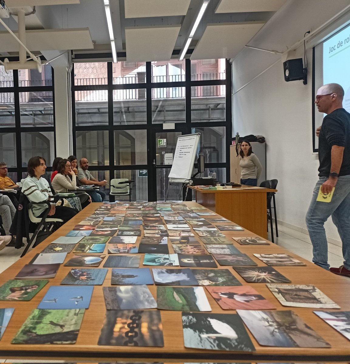 I...fins aquí el curs organitzat per <a href="/AccioClimaDIBA/">Acció Climàtica de la Diputació de Barcelona</a> "Aprèn a crear el teu pla d'educació ambiental". Ha estat una gran experiència! Gràcies a totes les persones participants, a <a href="/AccioClimaDIBA/">Acció Climàtica de la Diputació de Barcelona</a>  per confiar en nosaltres i a <a href="/EspaiTReS/">EspaiTReS</a>  per aquest tàndem tan maco que hem creat!