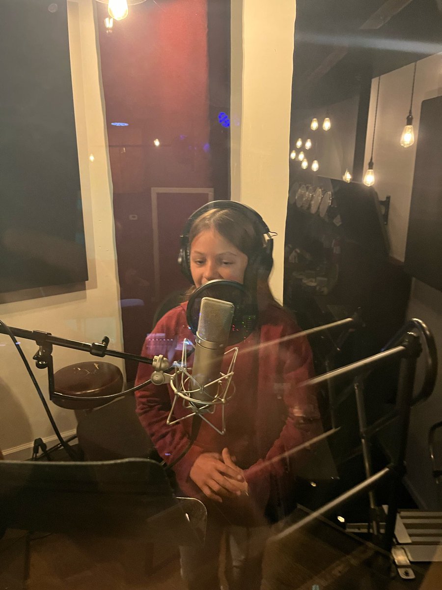 Kevin Liotta-DeVivo (@mrldmusic) on Twitter photo So incredibly proud of these 5th graders. They have worked for the past few months to write their own original song. Today we record at a professional recording studio. HCPS Young Songwriters Symposium! <a href="/rpk8magnet/">Roland Park K-8 IB World School</a> <a href="/HCPS_Music/">HCPS_K5Music</a> <a href="/CvonAncken/">Cara von Ancken</a> So incredibly proud of these 5th graders. They have worked for the past few months to write their own original song. Today we record at a professional recording studio. HCPS Young Songwriters Symposium! <a href="/rpk8magnet/">Roland Park K-8 IB World School</a> <a href="/HCPS_Music/">HCPS_K5Music</a> <a href="/CvonAncken/">Cara von Ancken</a>