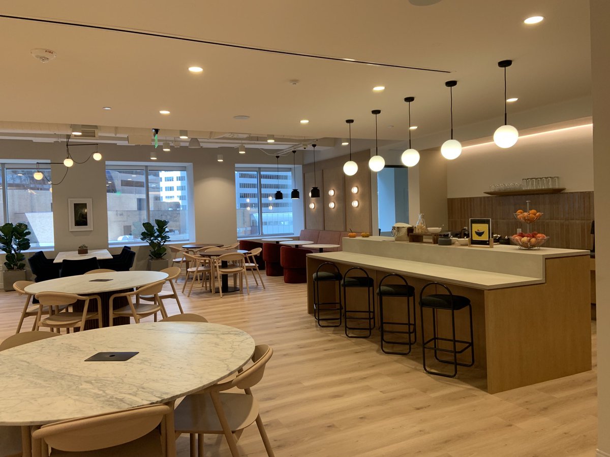 AKBrady's tweet photo. I’m not usually the first to arrive anywhere! #Houston #CHIEF workday at @Industrious   #viewfortheday https://t.co/VOynyNqZGk