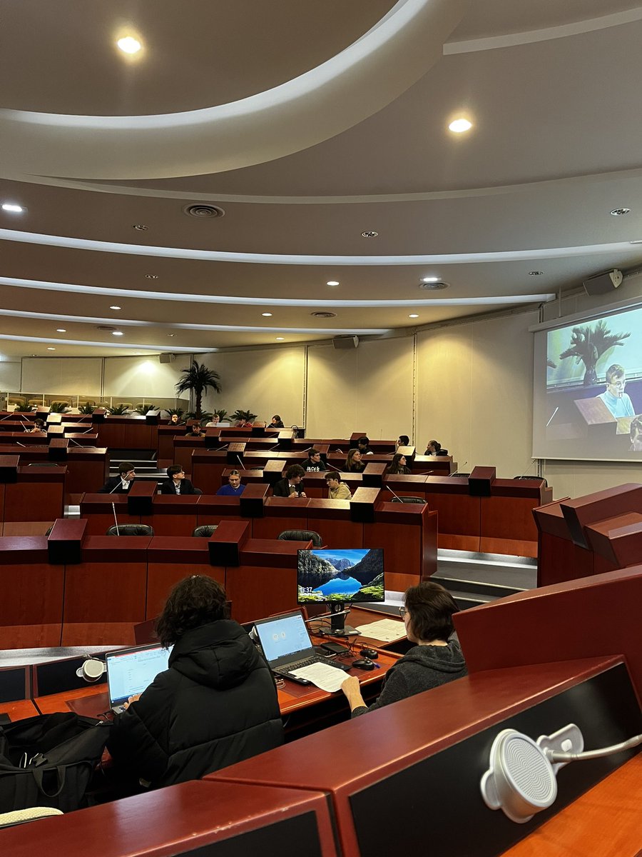 JustomLouis's tweet photo. Nouvelle Session au @CRJBretagne ! Chacunes des commissions ont pu avancer sur leurs travaux et leurs projets. Nous sommes notamment revenus sur la participation du #CRJ aux journées de travail du @ceserbretagne en octobre. 
Ça avance ! https://t.co/GB6UFYsTDA