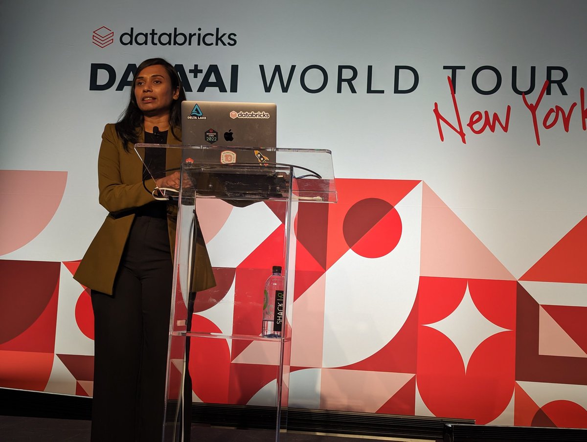 moon's tweet image. #dataAIworldtour @databricks New York
