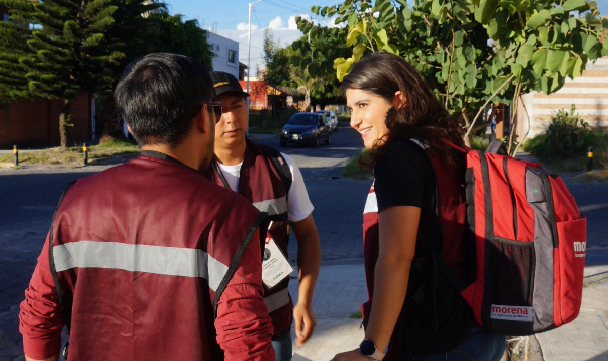 gisselsantander's tweet photo. ¡Seguimos haciendo territorio! 👣 Conocí a María Luisa, Jorge e Ismael, convencidos de los valores de la Cuarta Transformación.  #VozDeLaEsperanza 🫀📢 https://t.co/phXFSNm44J
