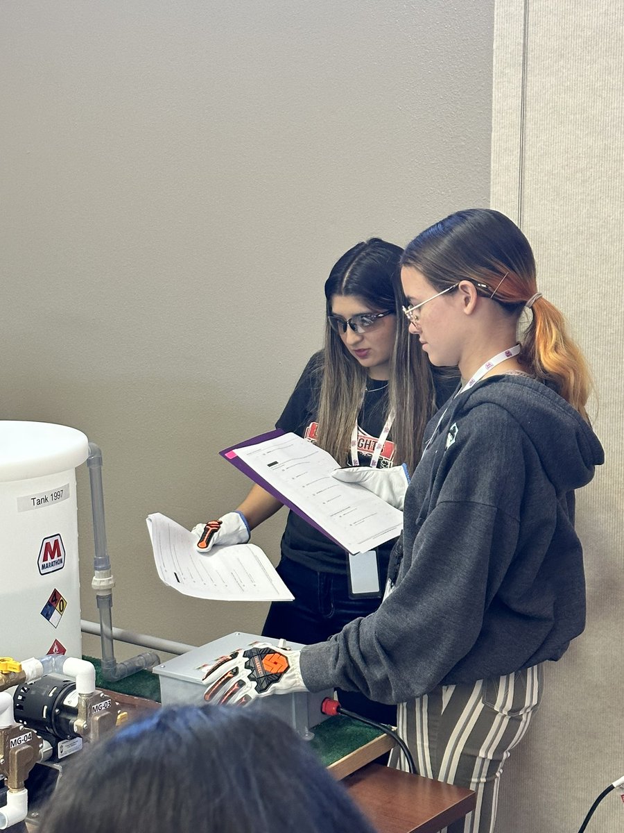 Career exposure, mentorship, hands-on activities, critical thinking, college advice, & much more from Women’s ARISE Group @MarathonPetroCo Girls’ STEM Day!
@YsletaISDCTE @YsletaISD @abc7breaking @KTSMtv @KFOX14 @KDBCTV @EngineeringUTEP @actecareertech @swe_ccew 
#NationalSTEMDay