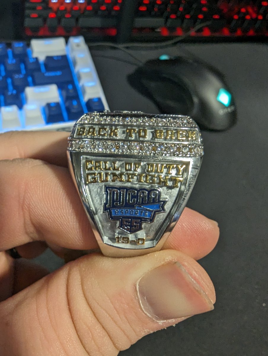 IW_MediaStudies's tweet photo. Meet Hagen Shonka, a digital communication major, member of the esports team and 2-time national champion. Hagen won the national championship for NJCAA Esports Call of Duty Gunfight in Spring 2022 and won it again in 2023! We're so proud of him as a student and as an athlete! https://t.co/5zX9s19D0o