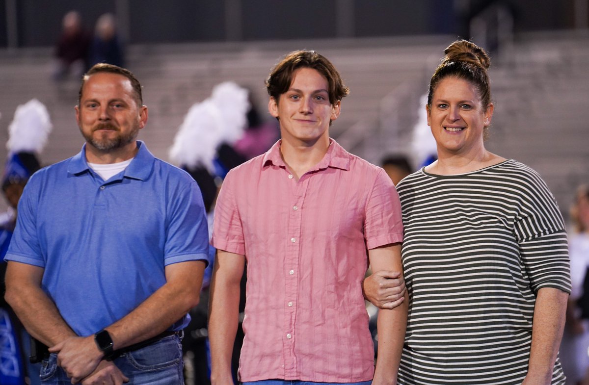 ECSD_SC's tweet photo. NEW PHOTO GALLERY: The 2023-24 @STHS_Rebels Fall Sports Senior Night photo gallery is now posted on our school district's Facebook page!

THANK YOU to STHS Student Photographer Amya Randle for capturing these awesome images!

#PCCW https://t.co/nggD6PoVGN