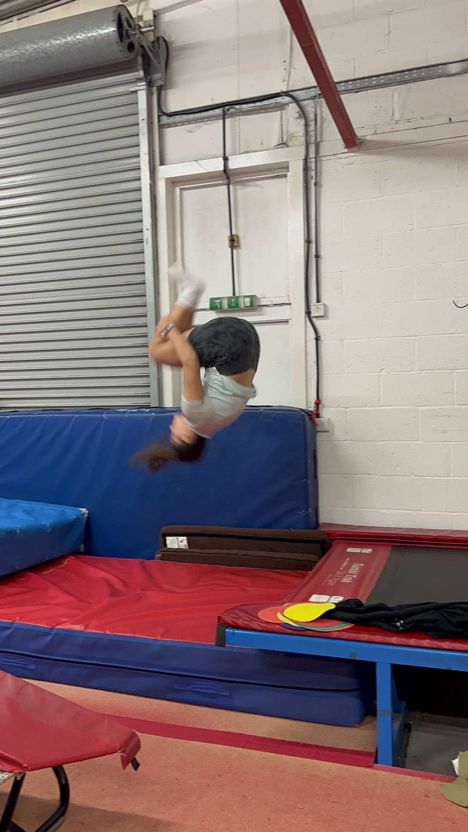 ABlaylockPE's tweet image. Great session last night at adult gymnastics, learning key safety tips whilst having loads of fun! We improved so much throughout the session with the help of the @Onform_app Thank you Tumbling Teddies Gymnastics for having us!🤸🏽‍♂️🫶🏼