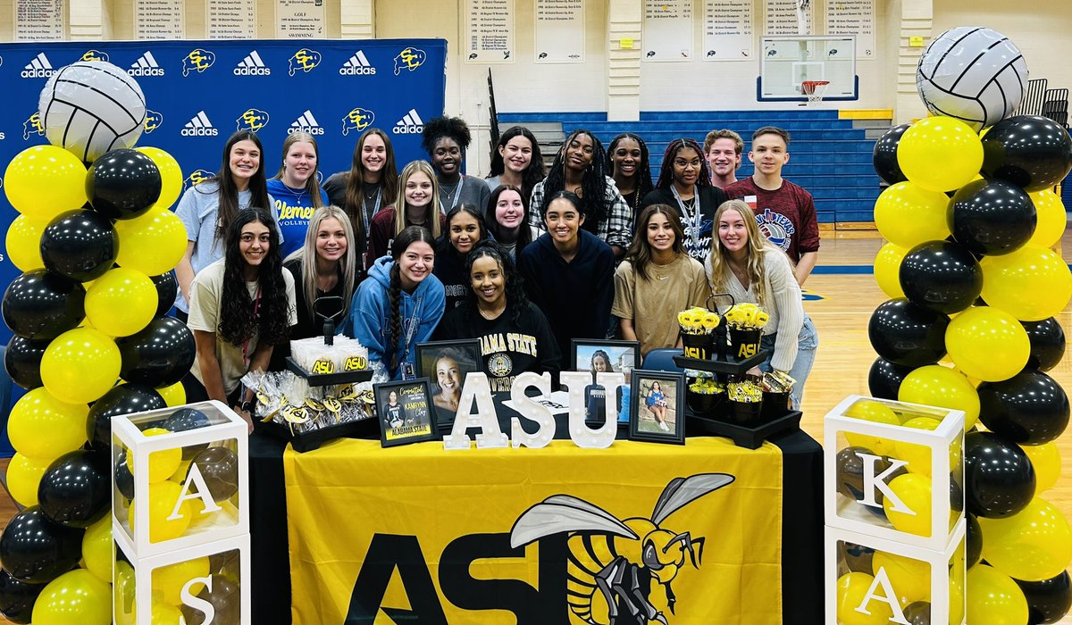 samuelclemensvb's tweet photo. Congratulations to our girl @clay_kamrynn for signing this morning to attend Alabama State University! To say we will miss you will be an understatement, but we cannot wait to see all that you accomplish in life! @scbuffalostrong @SamuelClemensHS #OnceABuff https://t.co/Stil0fn0Ol