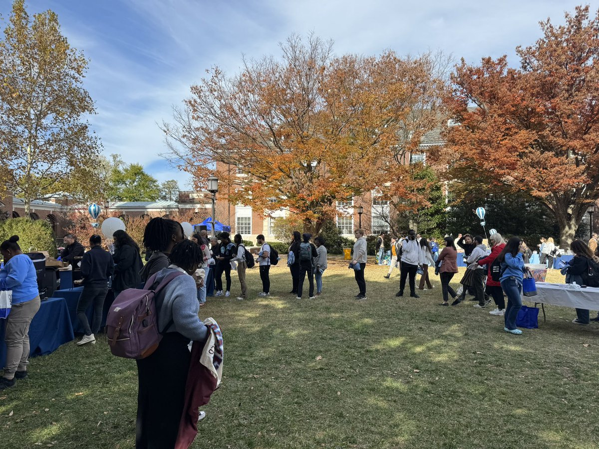 hanjulee_1's tweet photo. What is FLI Day? Good question! Here is the answer ๐ Come celebrate FLI day with us! #elevatecelebratefli #fliproud #jhu #imagineJHU https://t.co/oj19iuQgT6