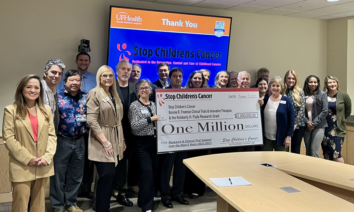 Thank you to @Stop_CC for supporting pediatric #cancer research at @UFHealth! Today officials from Stop Children's Cancer presented a renewed gift of $1 million to support cancer research & clinical trials in the @ufmedicine division of hematology & oncology for the next 5 years!